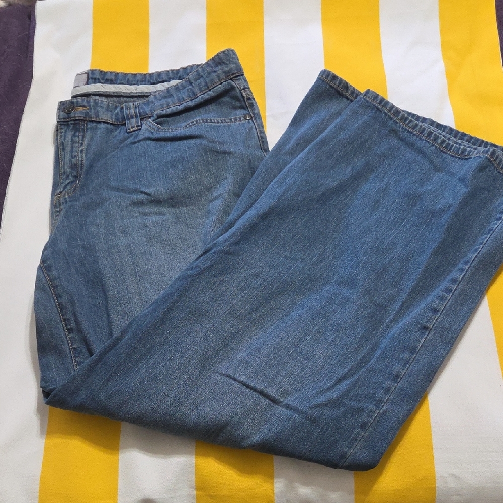 To the Max Women's Wide-Leg Jeans in Medium Blue